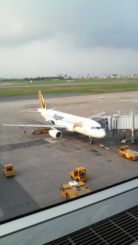 Tiger Airways craft at Ho Chi Minh City Airport, December 17 2009